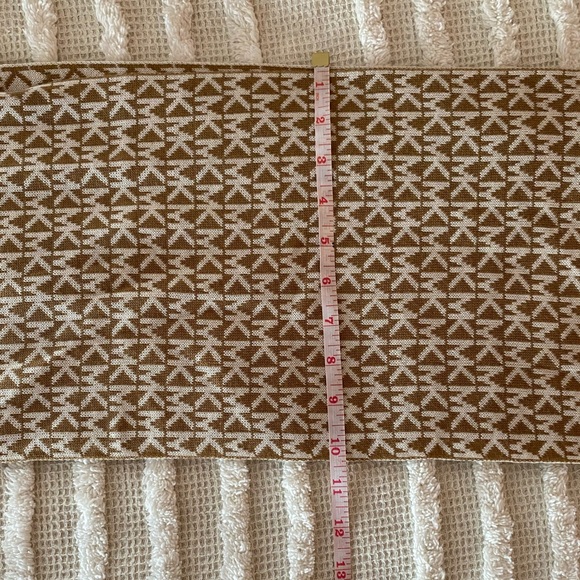 NWOT Michael Kors Scarf and Glove Set - Picture 5 of 6